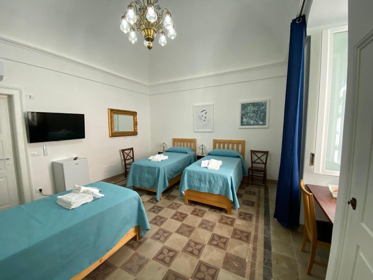 Bed and breakfast Touristhouse Monopoli 10 Extérieur photo